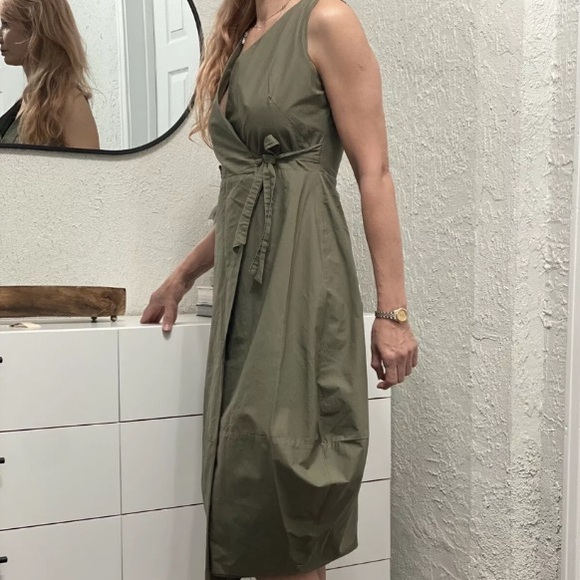 Imperial Olive Green Wrap Lagenlook Dress Made in Italy - Picture 1 of 8